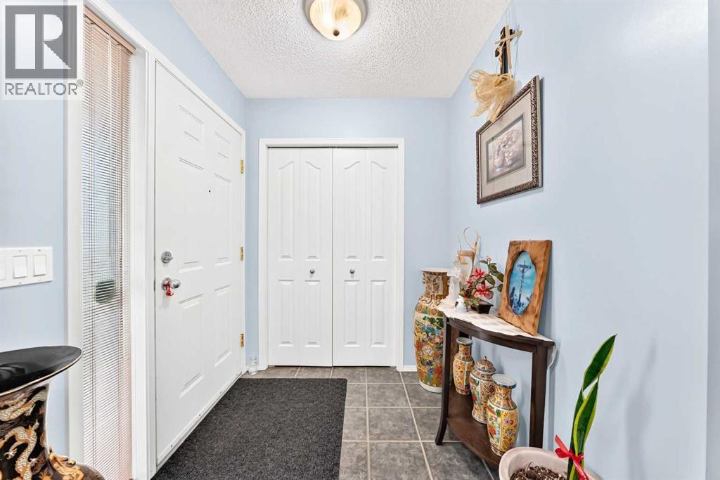 207 Bridlewood Road SW