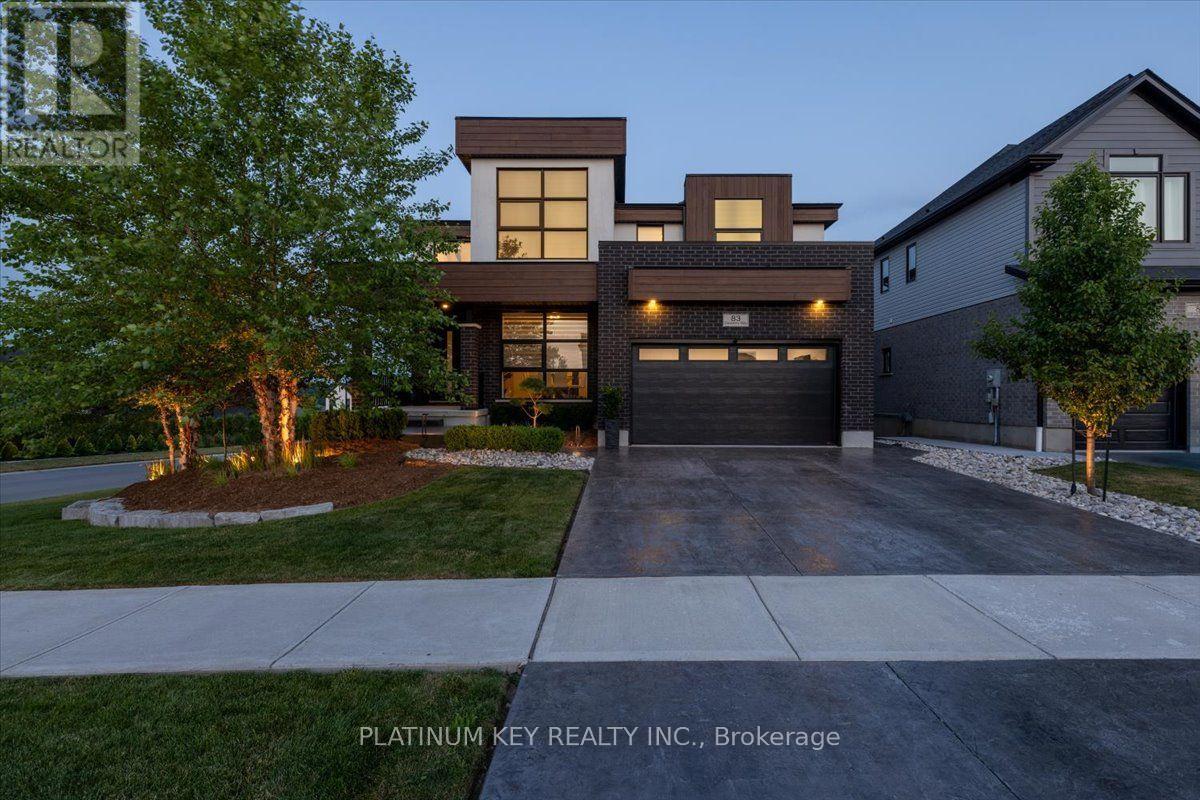 83 DAVENTRY WAY