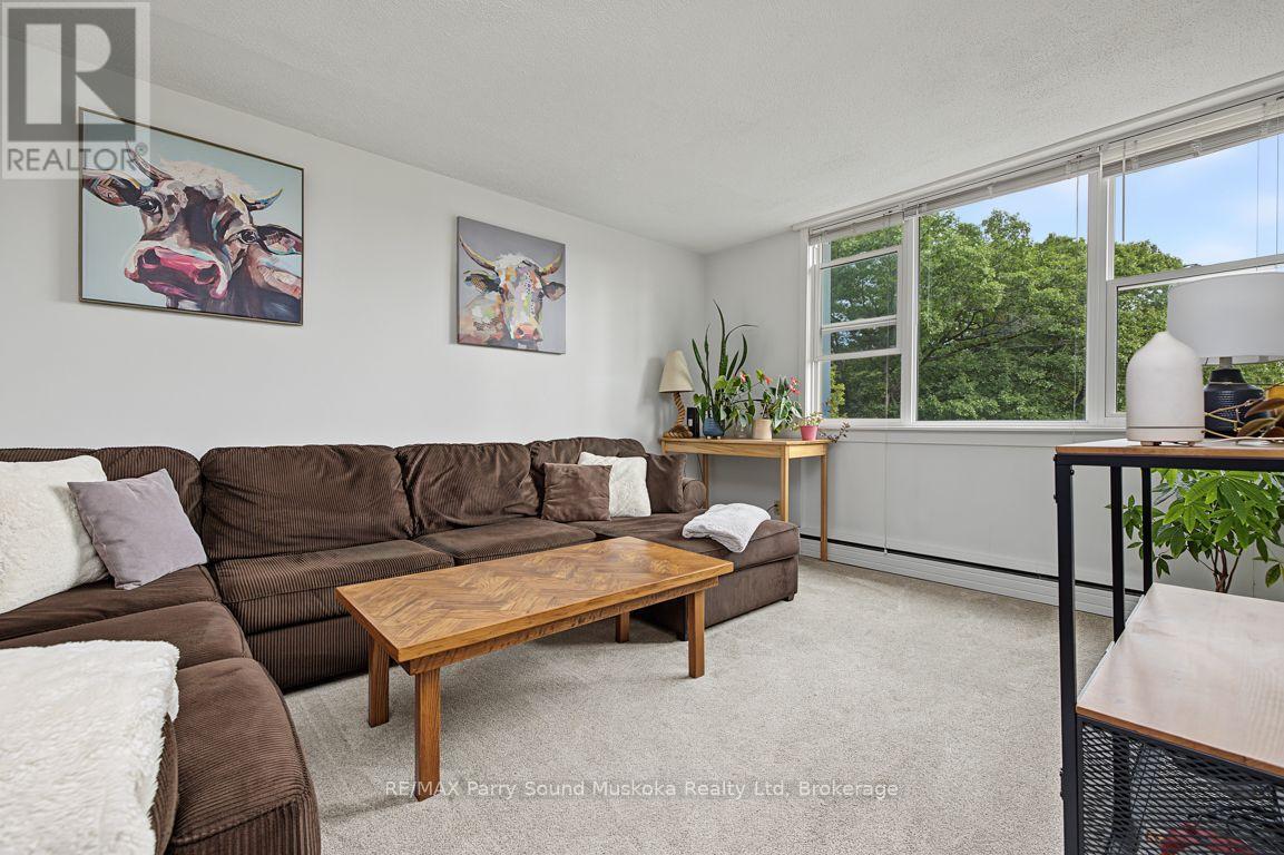 16 - 118 ISABELLA STREET