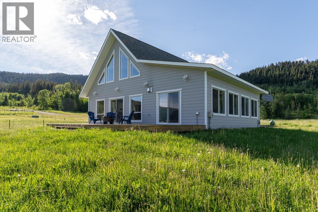 3963 CANIMVIEW DRIVE
