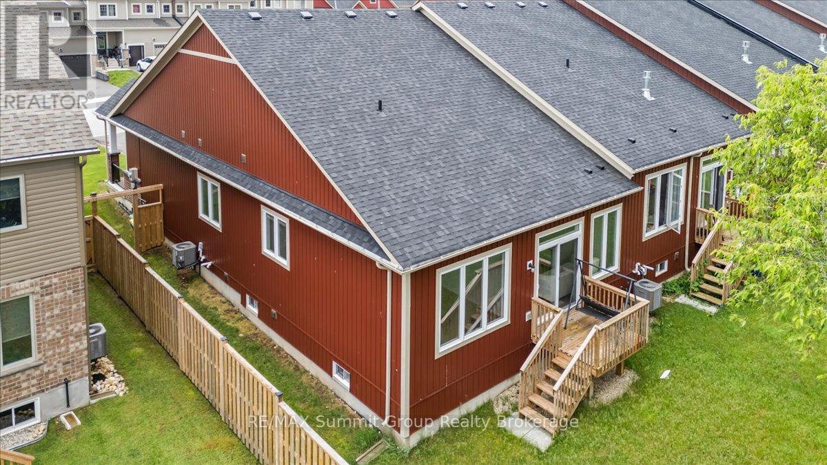 118 STONEBROOK WAY