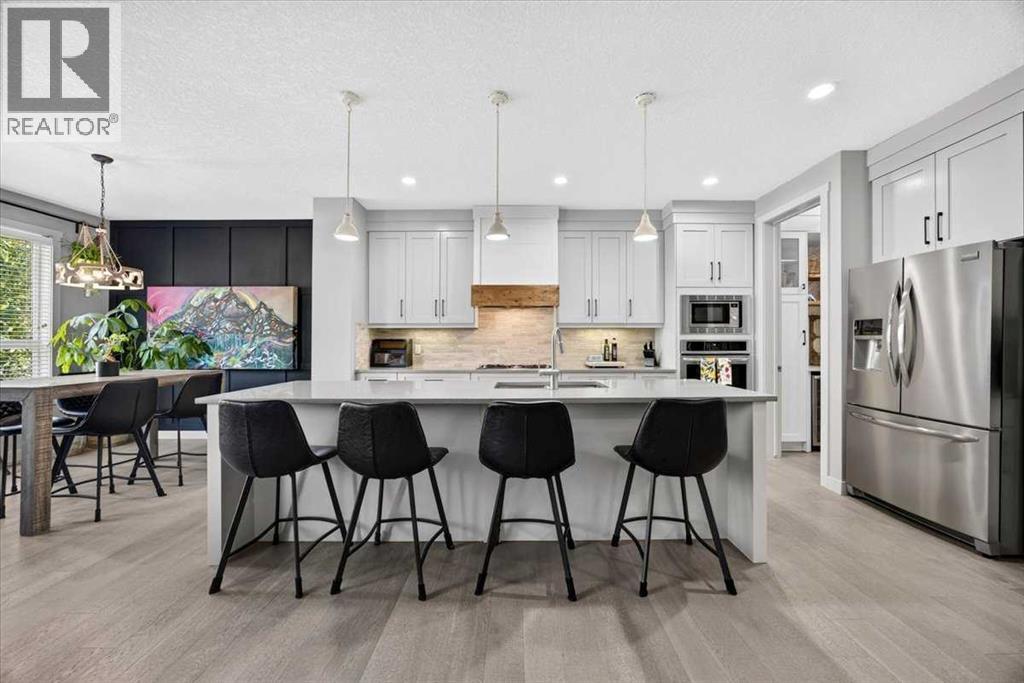 136 Riviera Way