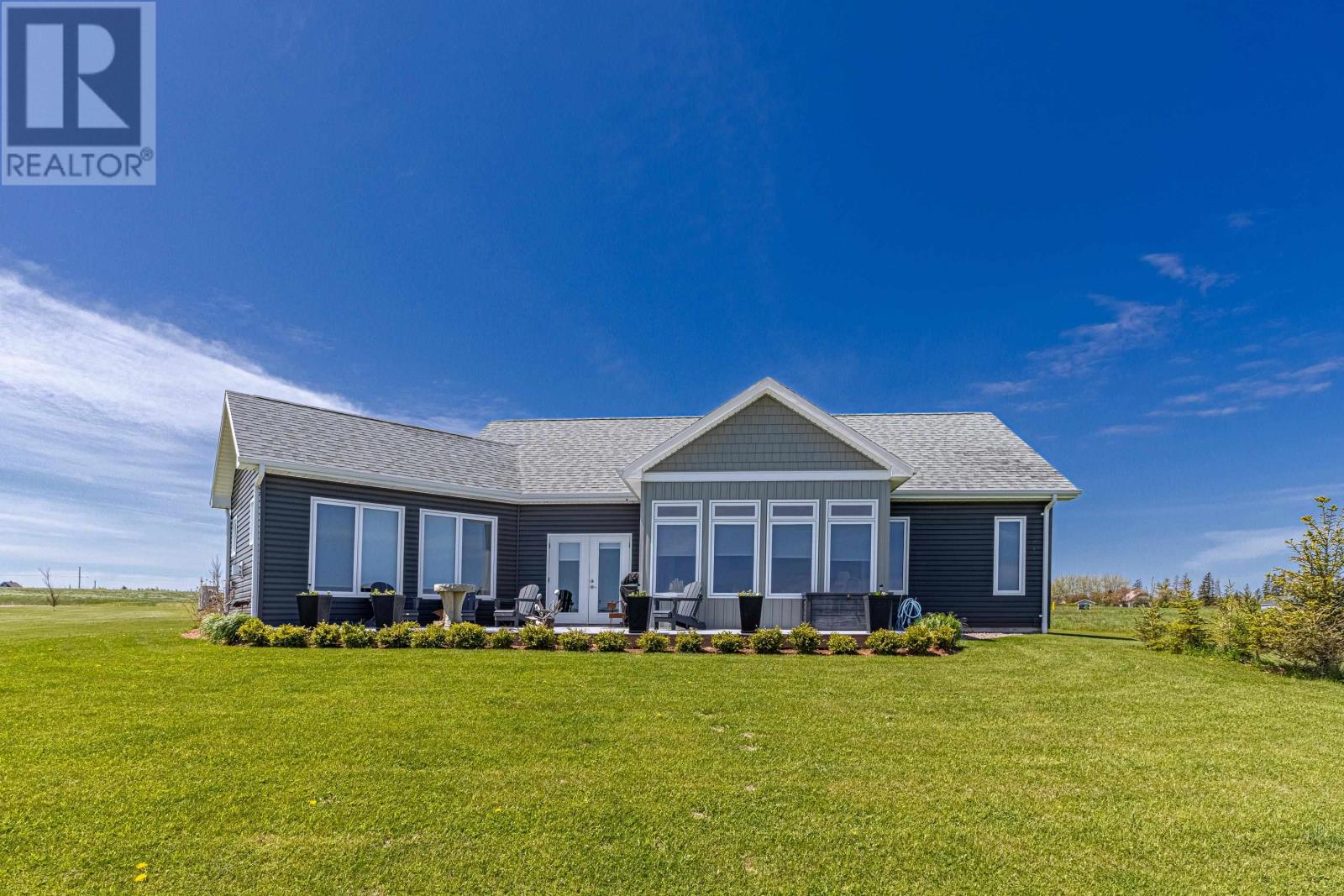 148 BLUE BAY Drive - Photo 2