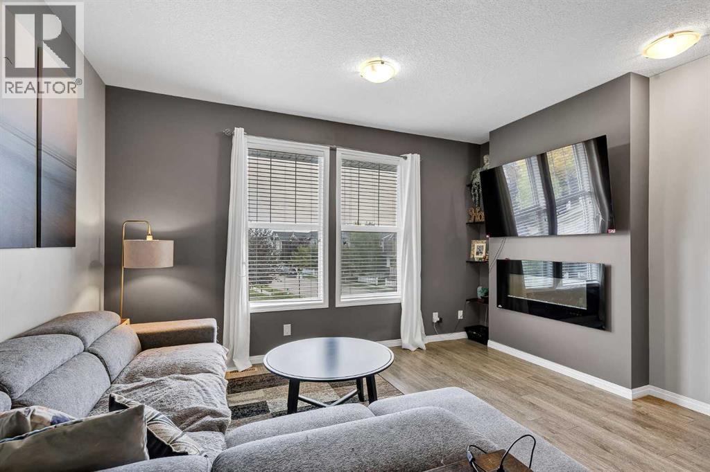 302, 280 Williamstown Close NW