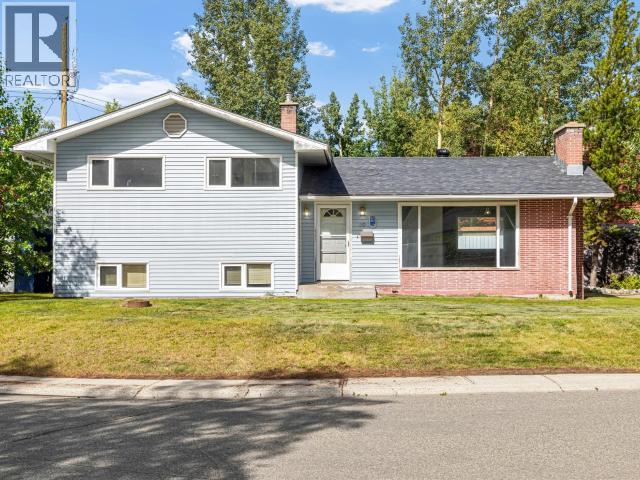 30 TAKHINI AVE