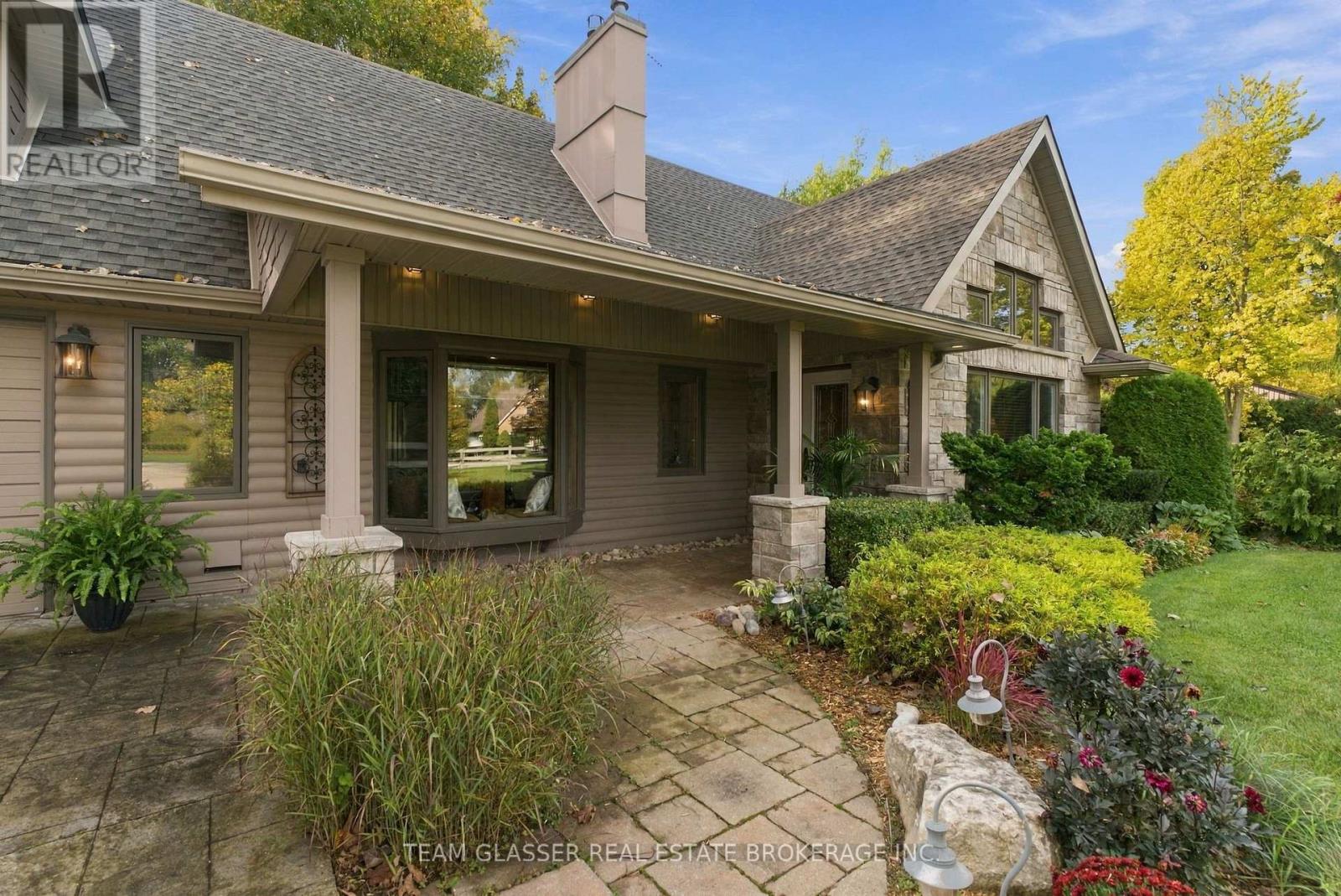 8421 DEFORE DRIVE