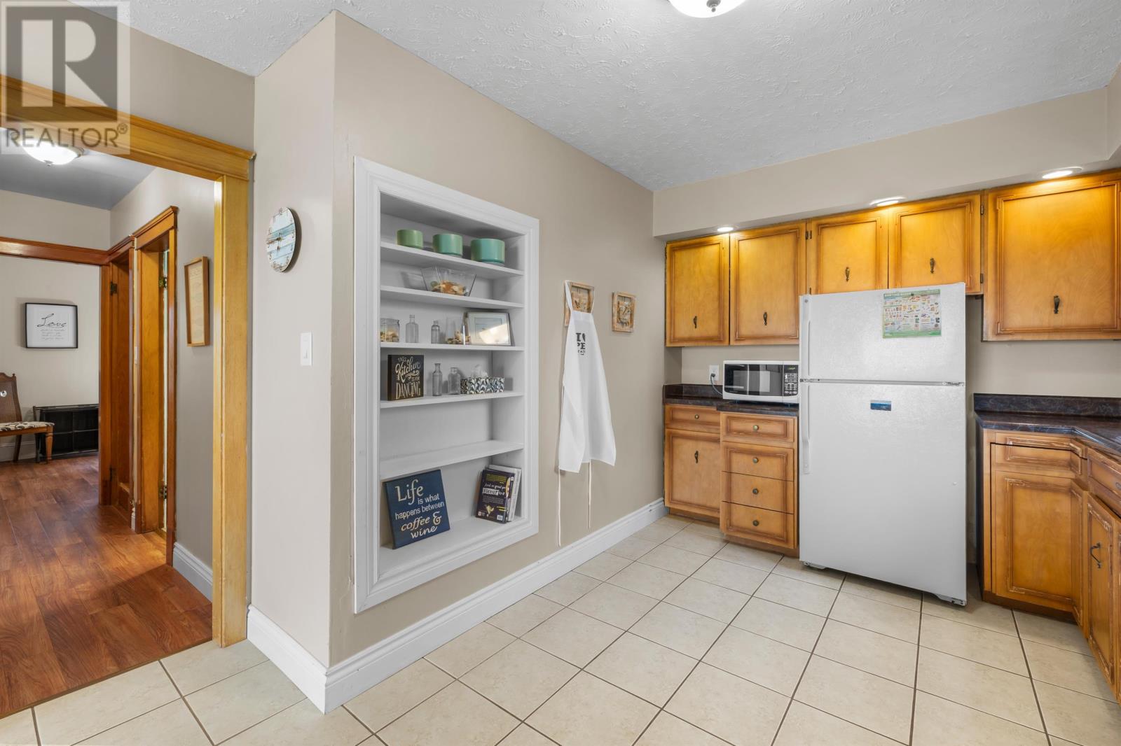 3783 EAST POINT Road - Photo 3