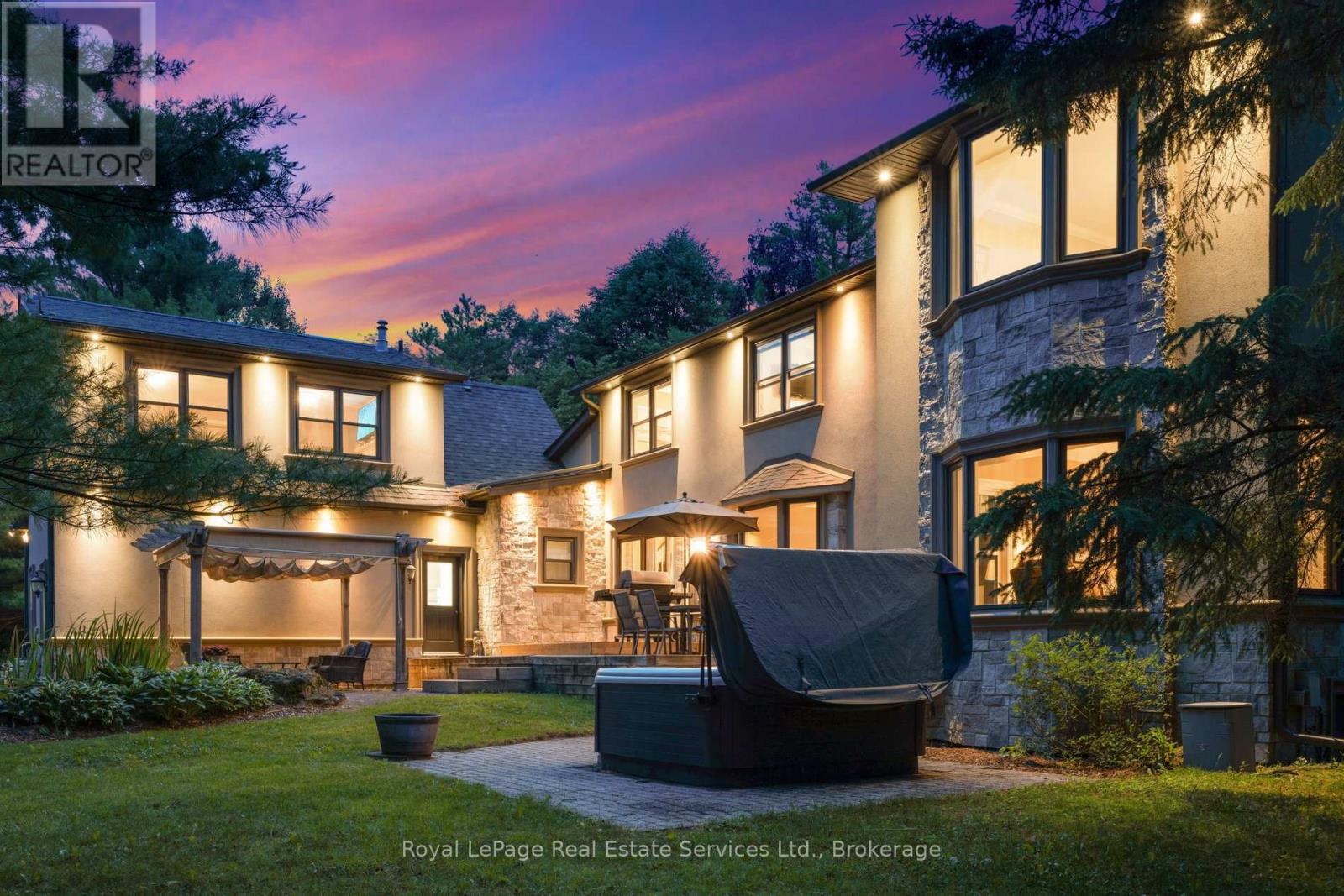 1 STONEBURY PLACE