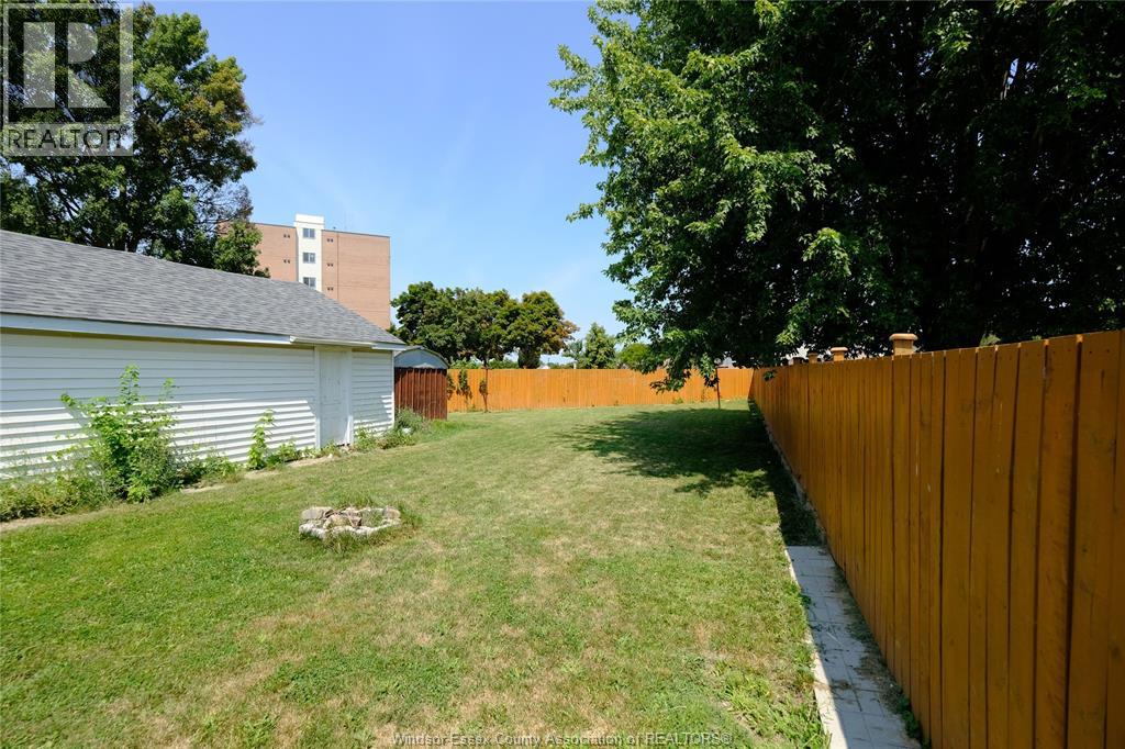31 Maidstone AVENUE East