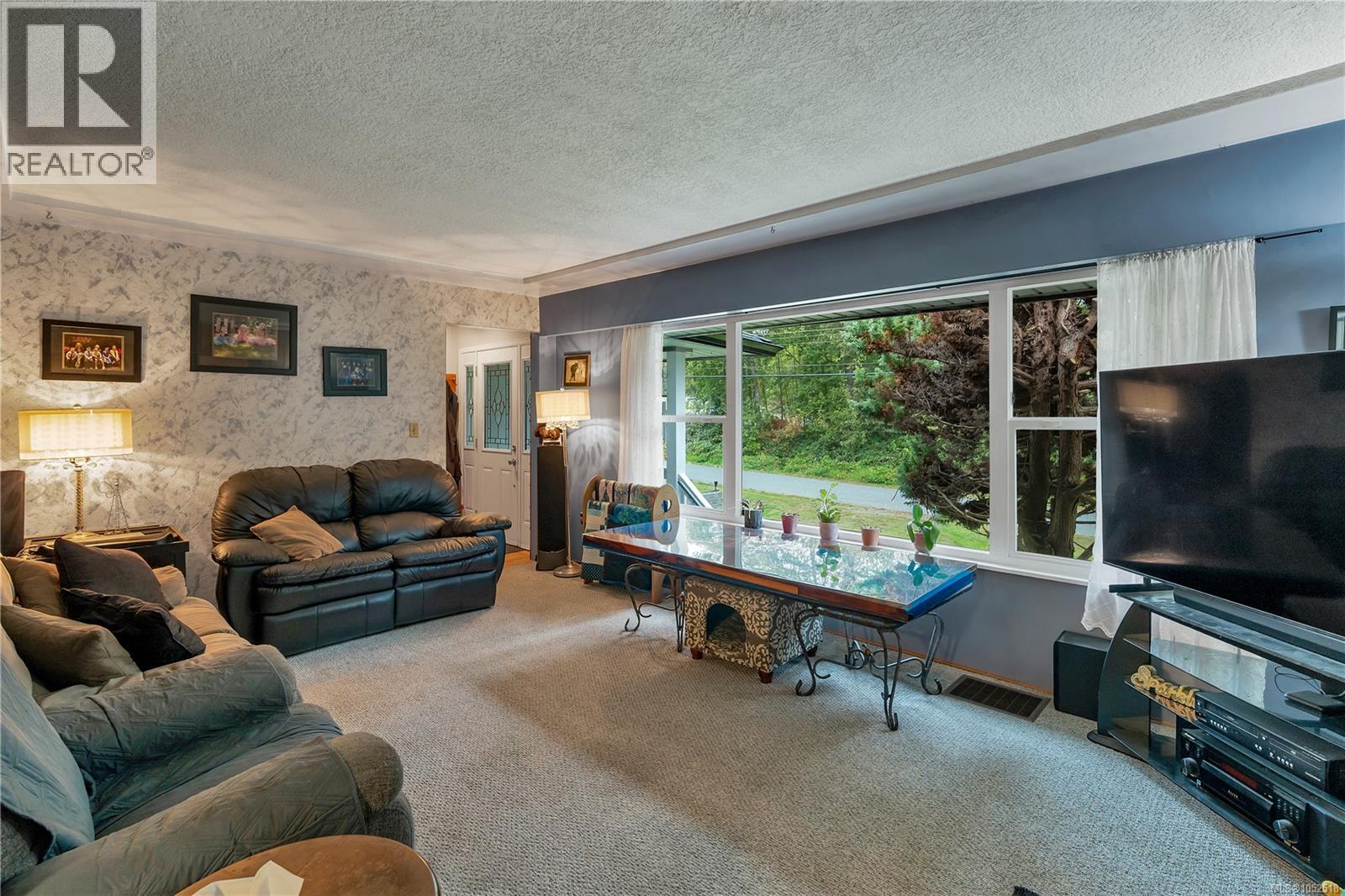 157 Seabreeze Dr