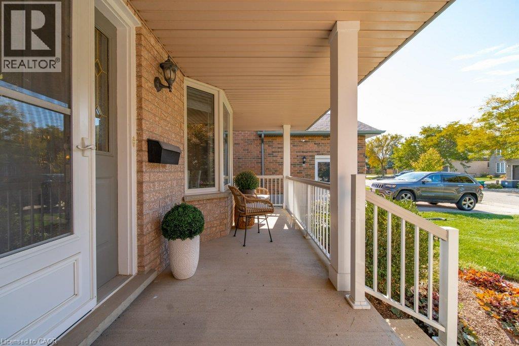 587 SANDBANKS Crescent