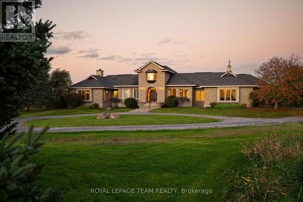 285 PINHEY POINT ROAD, OTTAWA, ON K0A 1T0 - Image 177834521.jpeg?d=l