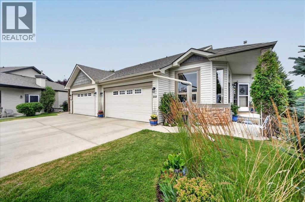 248 Springbank Villas SW