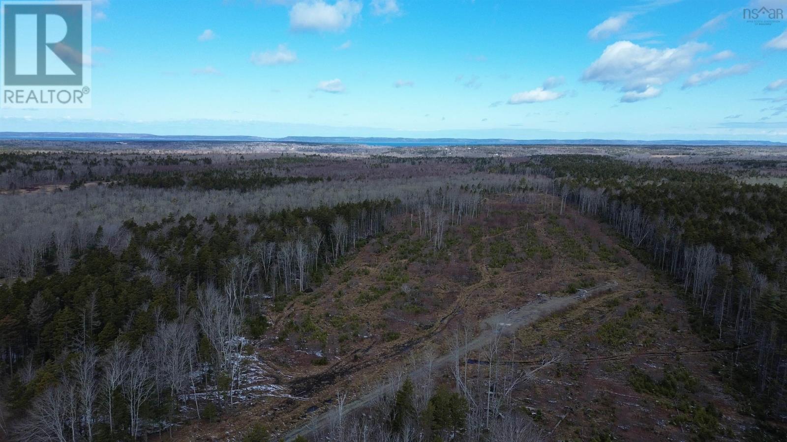 340 Highway - Photo 3