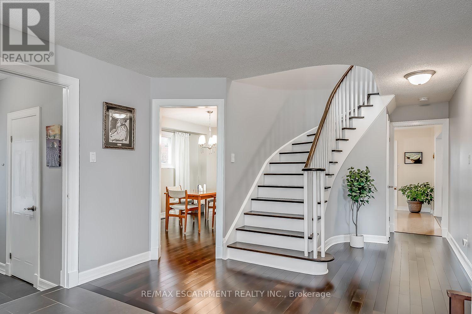 3163 BARWELL ROAD