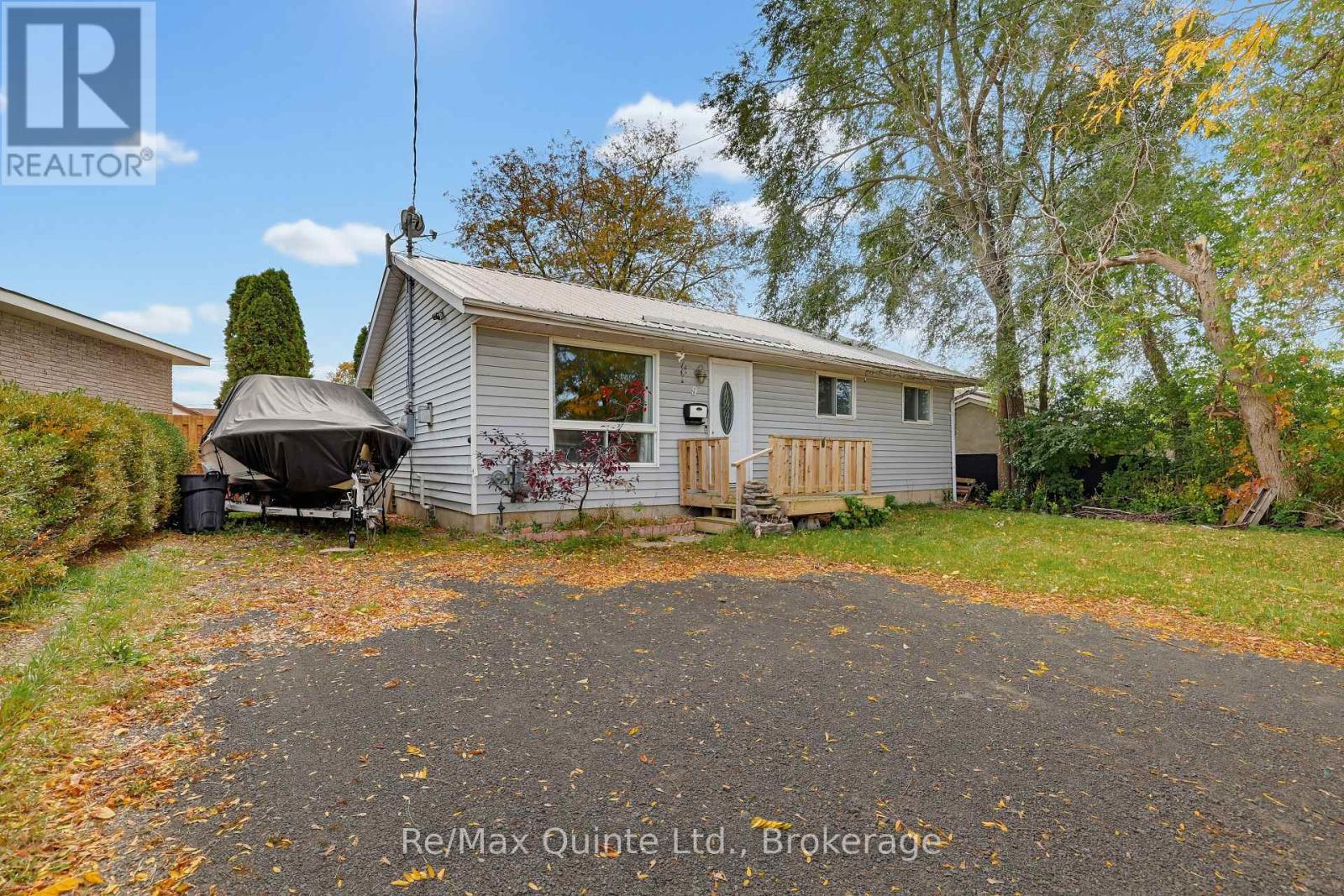 9 MCFARLAND DRIVE