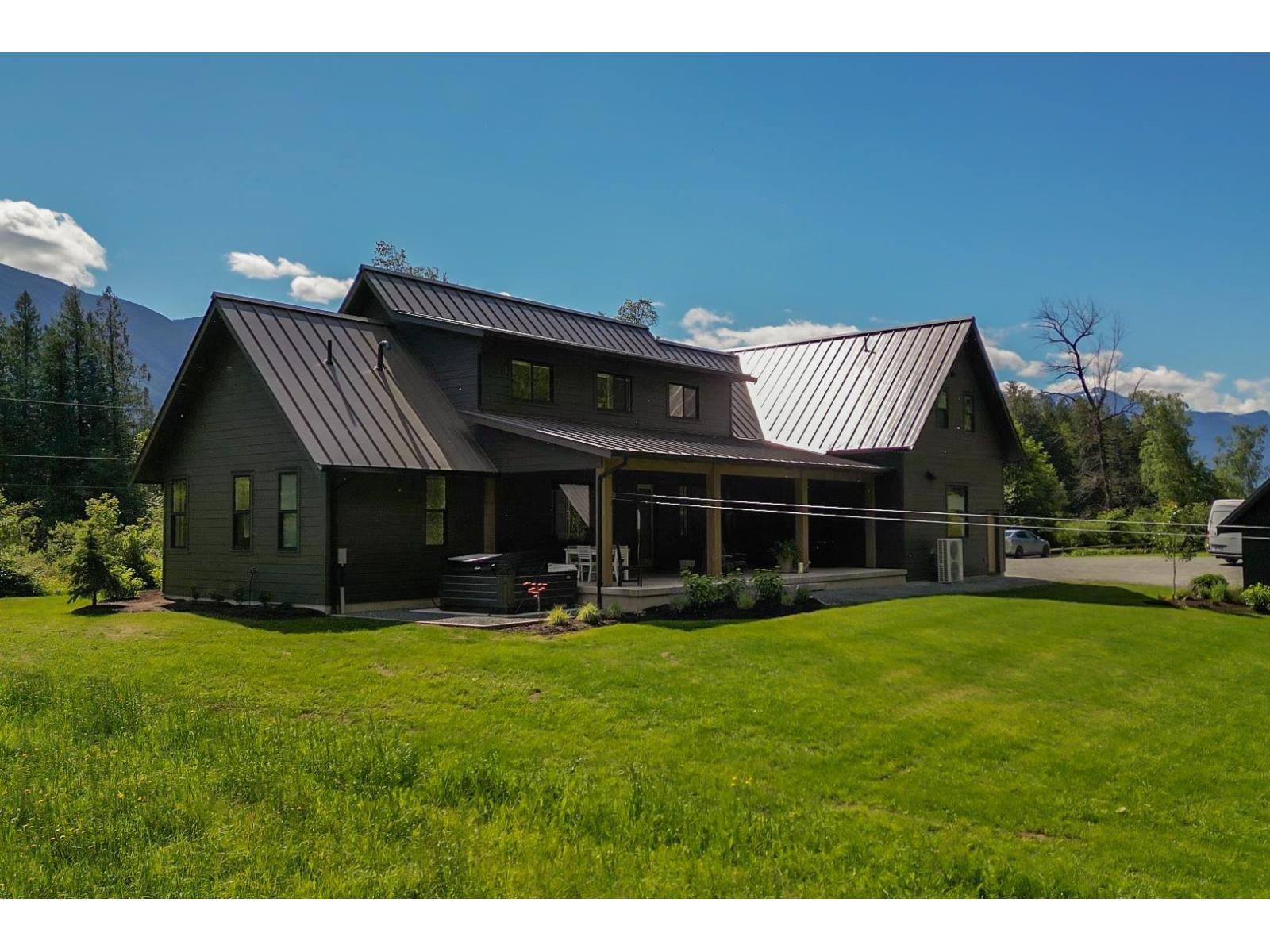 5249 KAMP ROAD, Agassiz