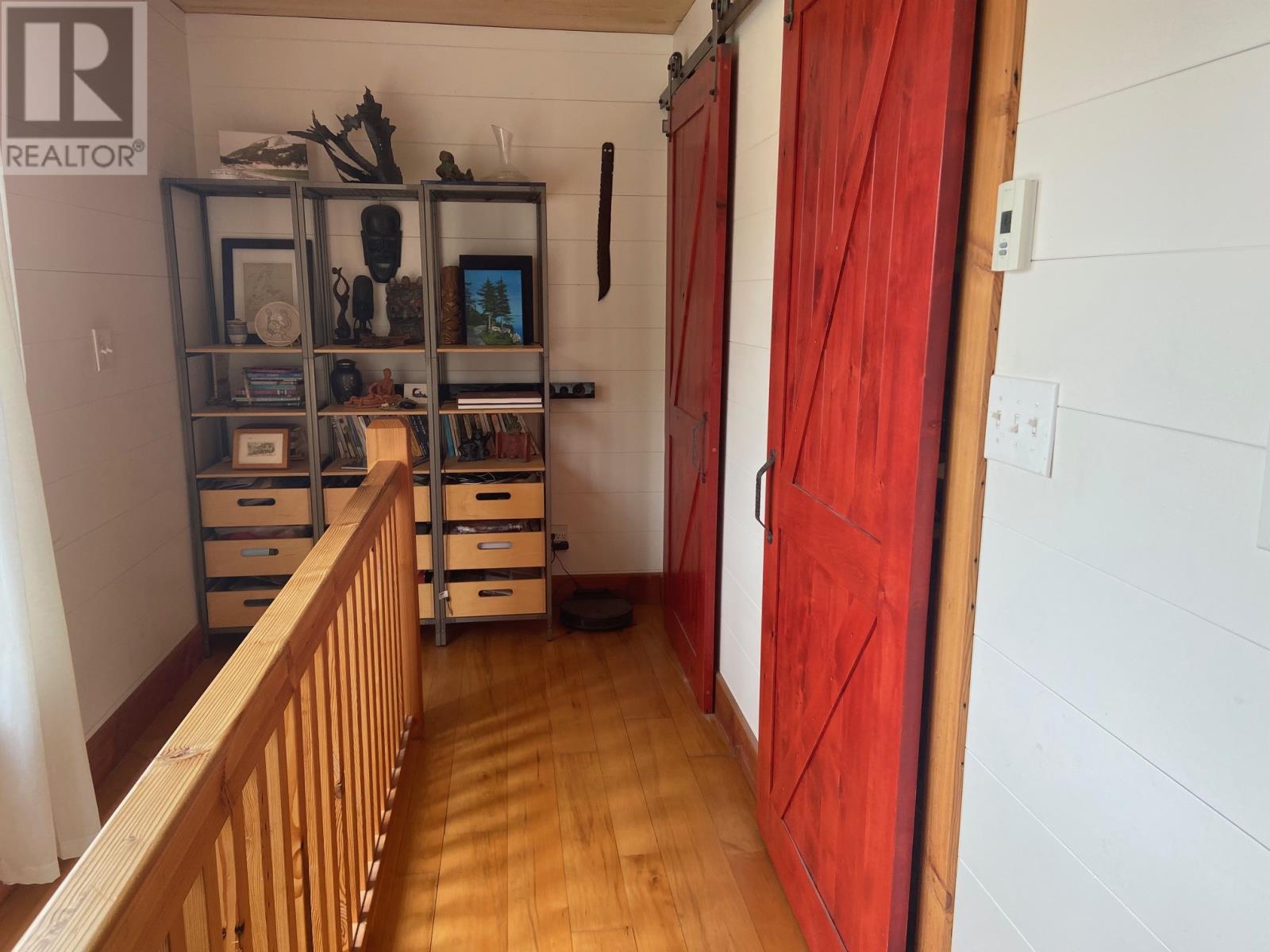 11 Brookside Avenue