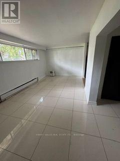 LOWER - 437 LAWRENCE AVENUE W