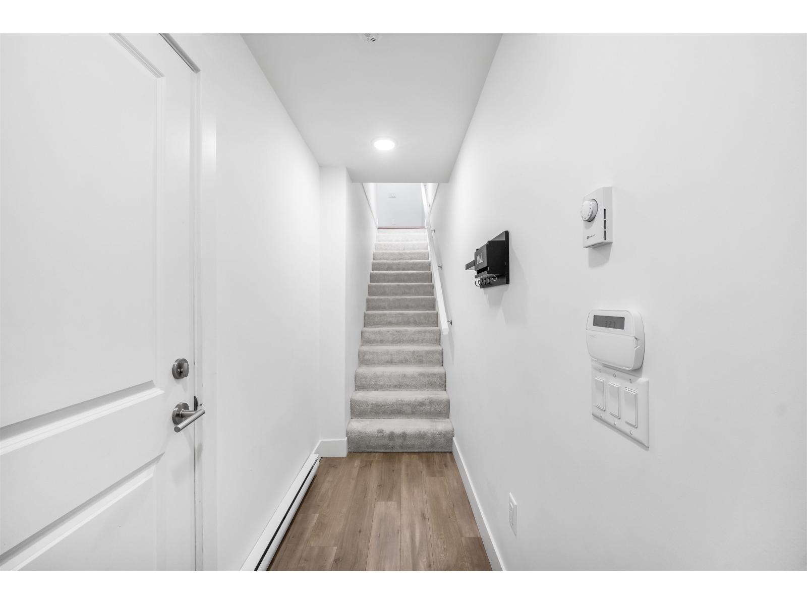 301 2267 MCKENZIE ROAD