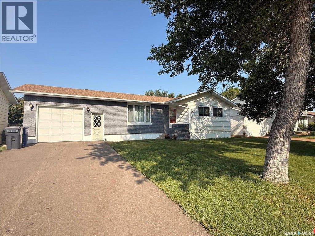 595 9TH STREET W, SHAUNAVON, SK S0N 2M0 - Image 2386890719.jpeg?d=l