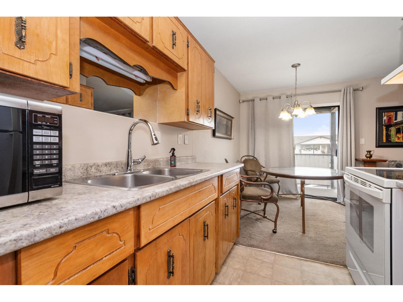 58 7455 HURON STREET, Sardis West Vedder