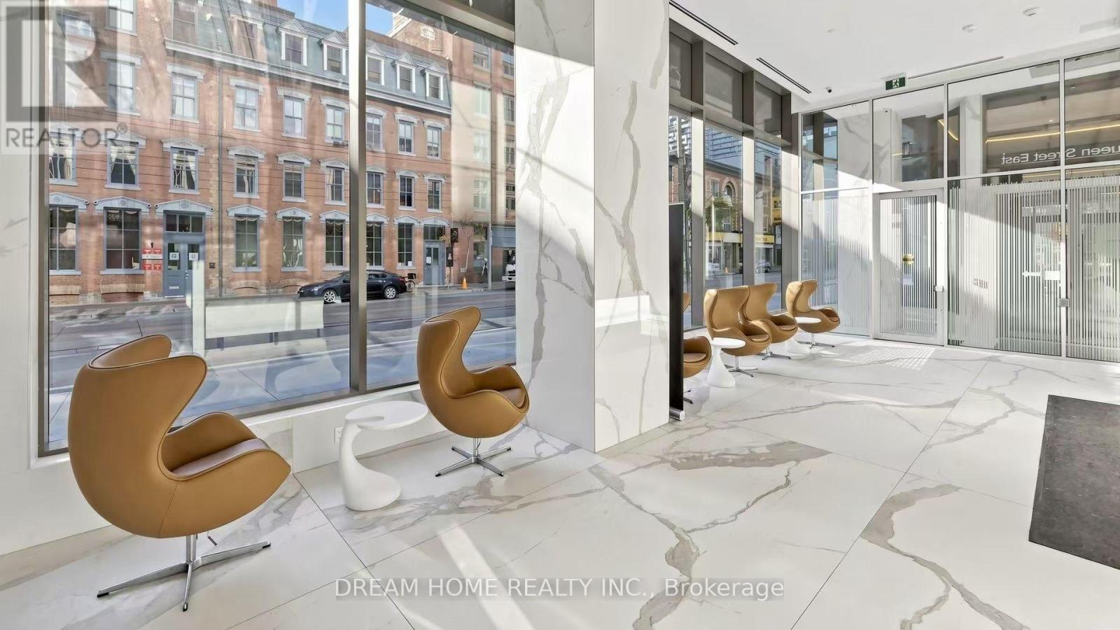 4303 - 88 QUEEN STREET E