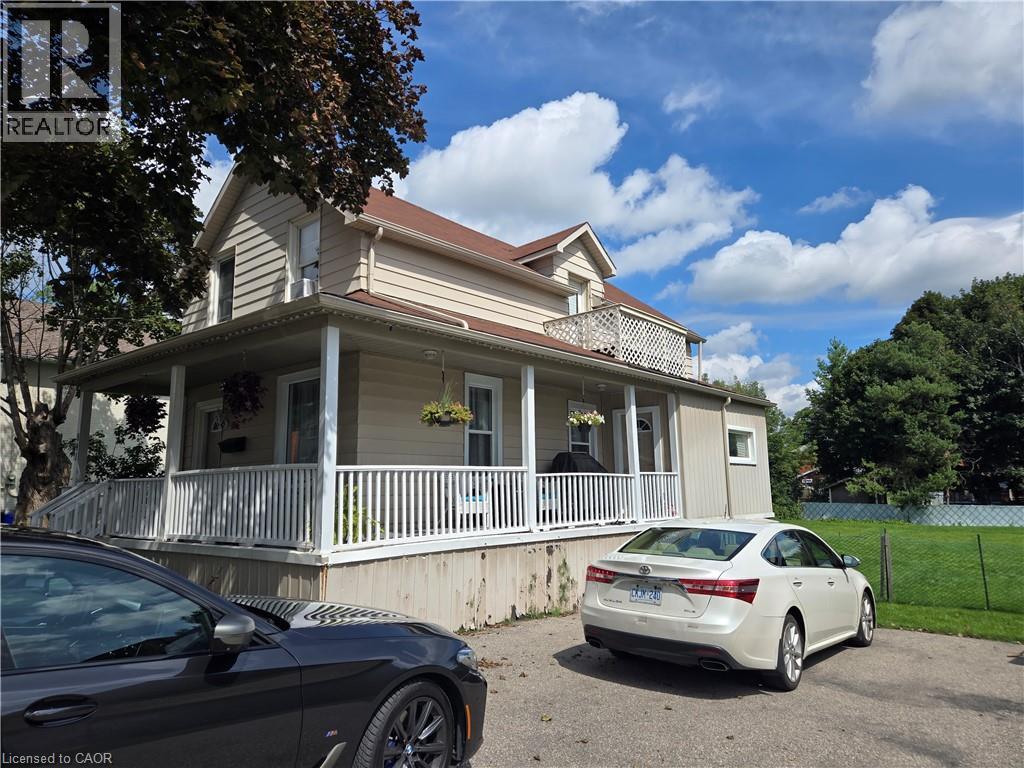 841 DUKE Street