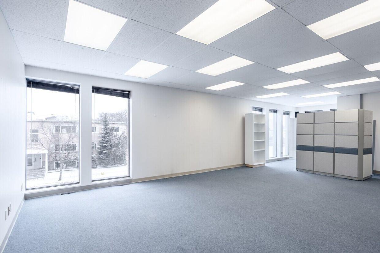 10303 107 ave NW