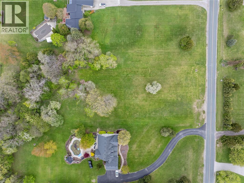 3855 CAROLINE STREET - Photo 4