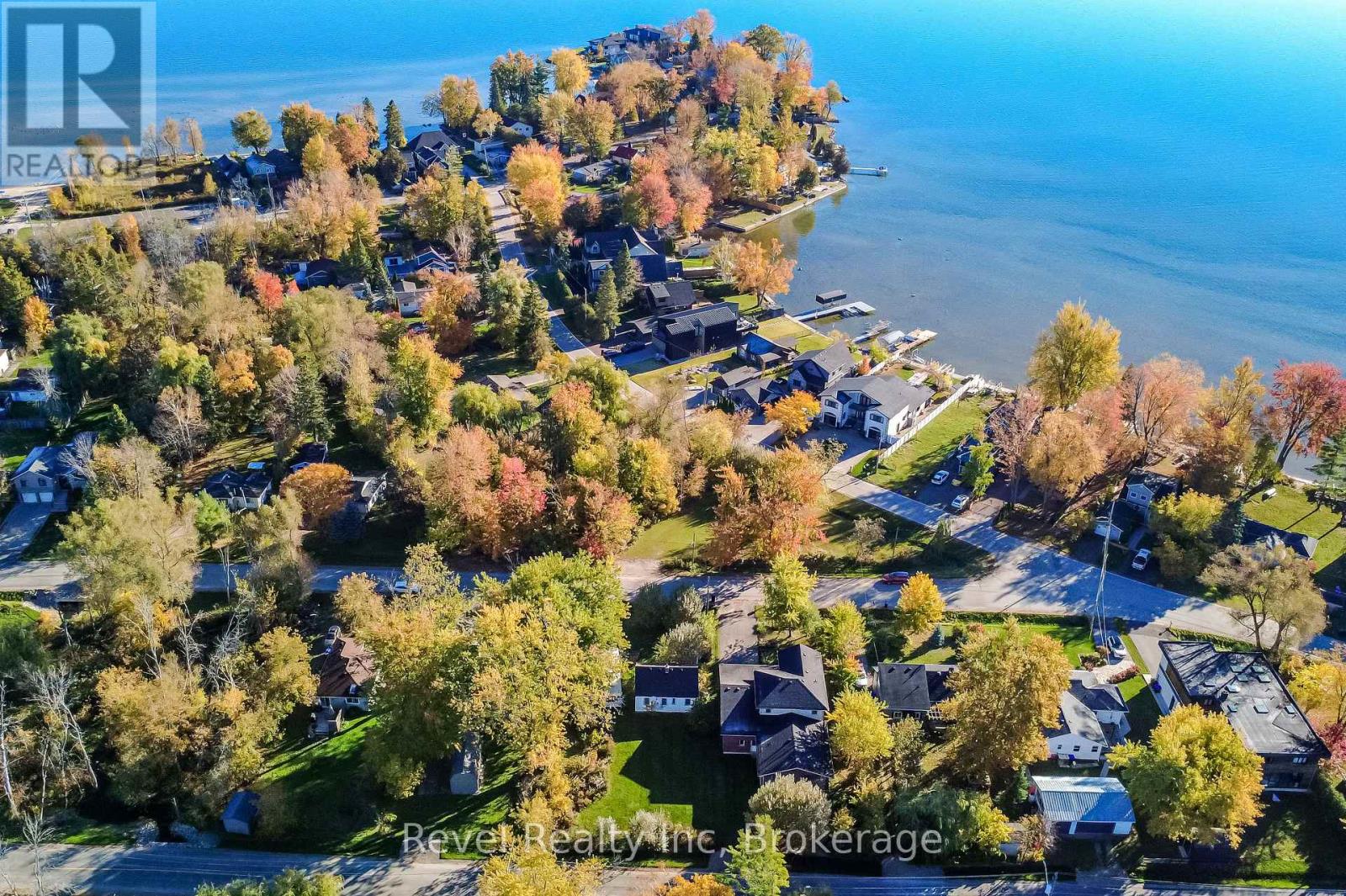 2366 TALL TREE LANE