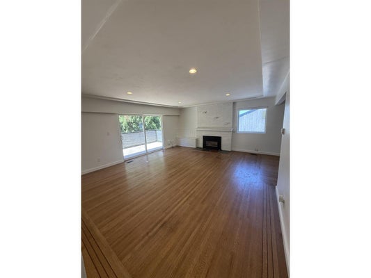 Upper - 9655 Townline Dv, Surrey, BC 3