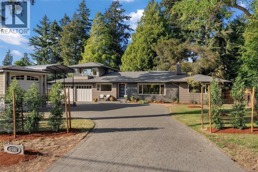 1680 ASH RD, SAANICH, BC V5C 4B3 - Image 970614808.jpeg?d=l