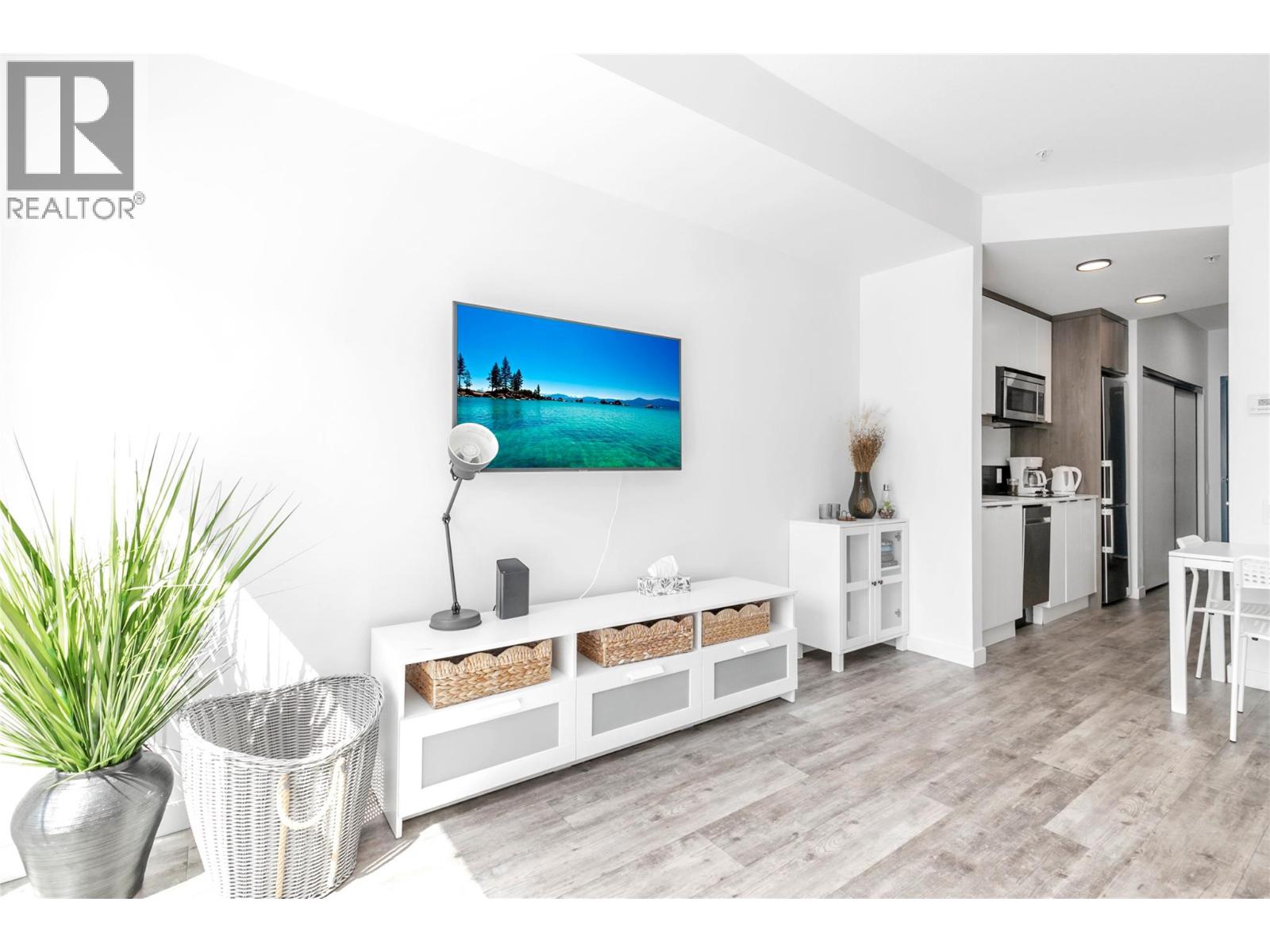 1083 KLO Road Unit# 204