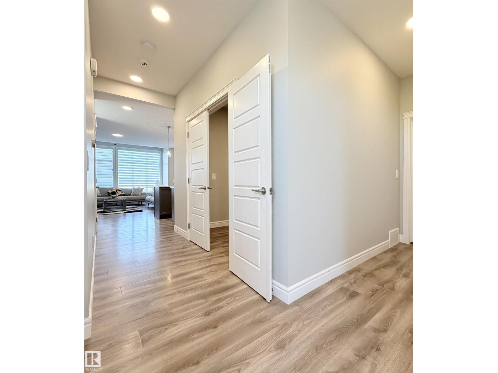 1003 GOLDFINCH WY NW