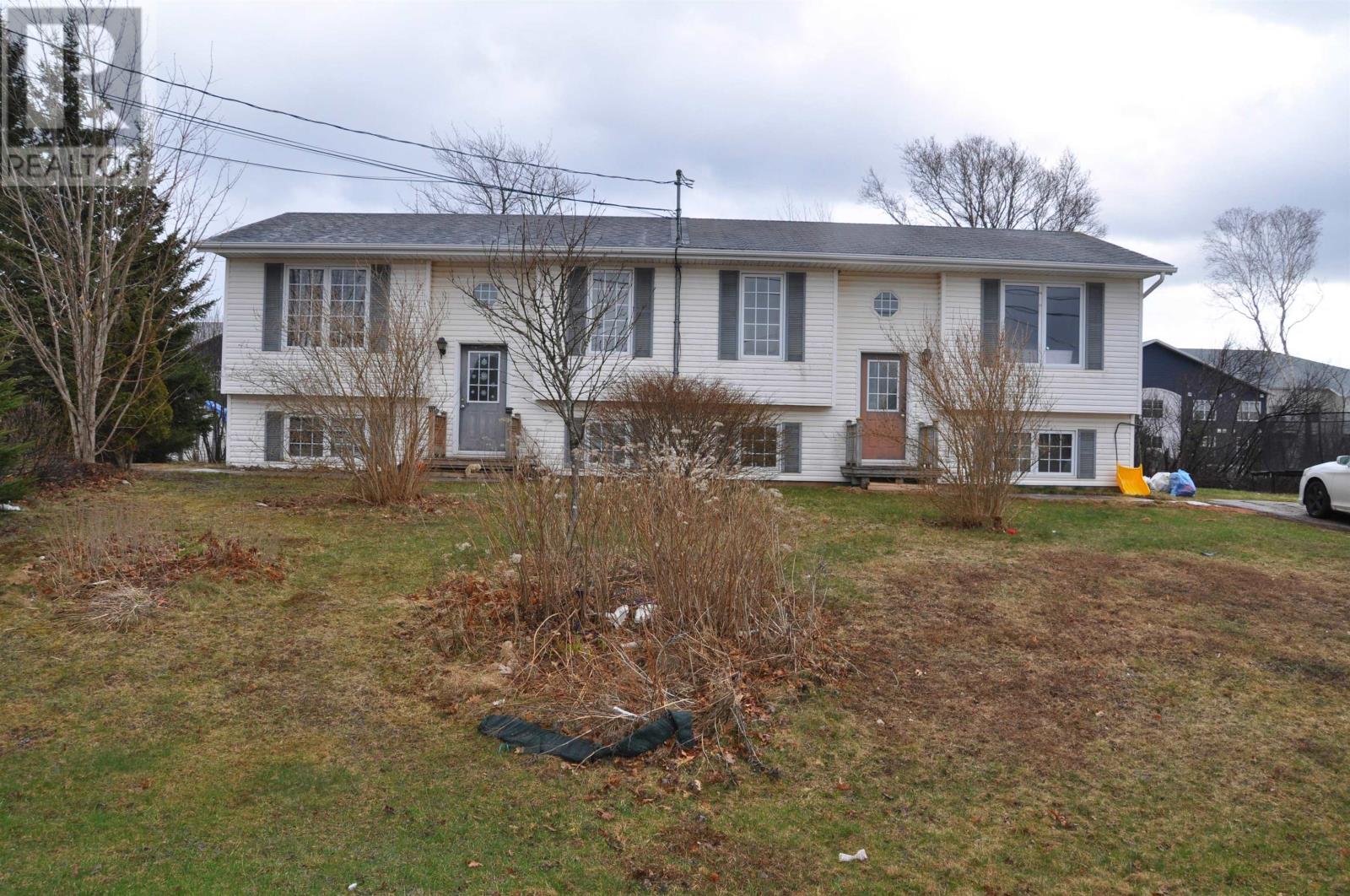 58-60 LOWTHER Drive - Photo 2