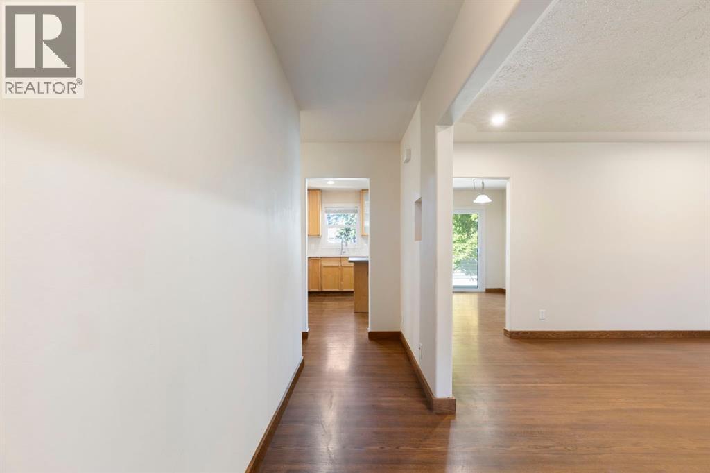 69 Winslow Crescent SW