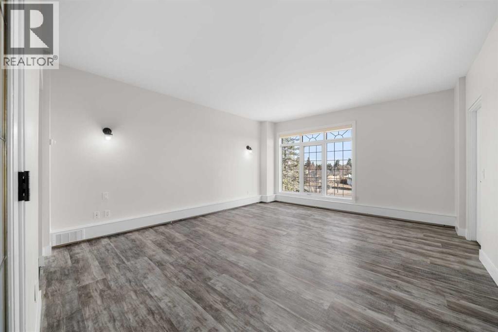 602, 505 Canyon Meadows Drive SW