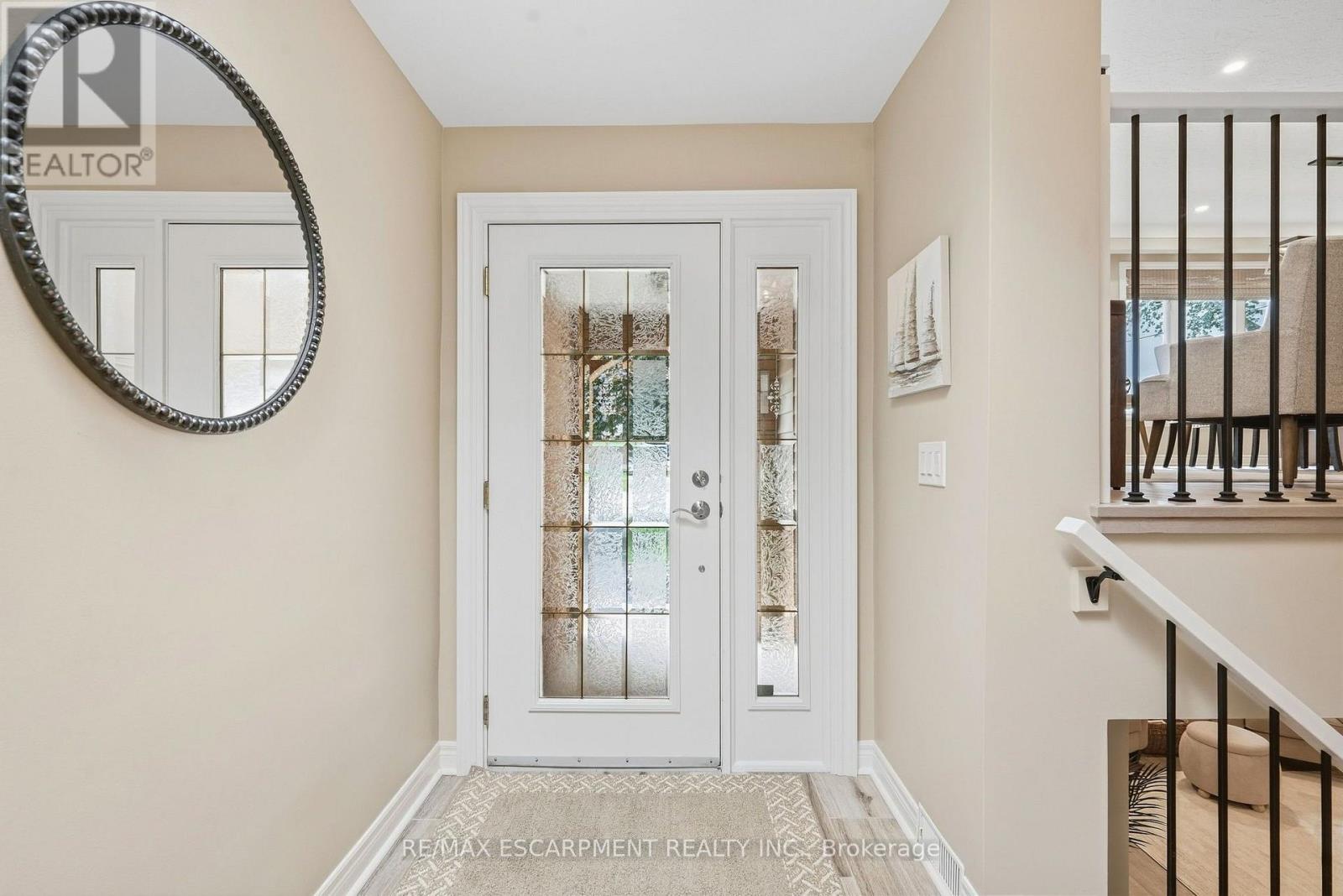 39 ROSEMOUNT AVENUE