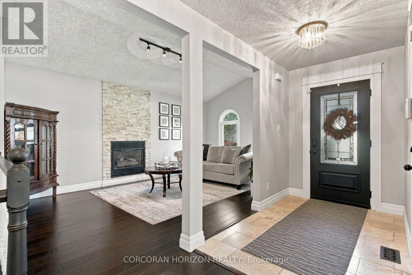 27 COSTAIN COURT