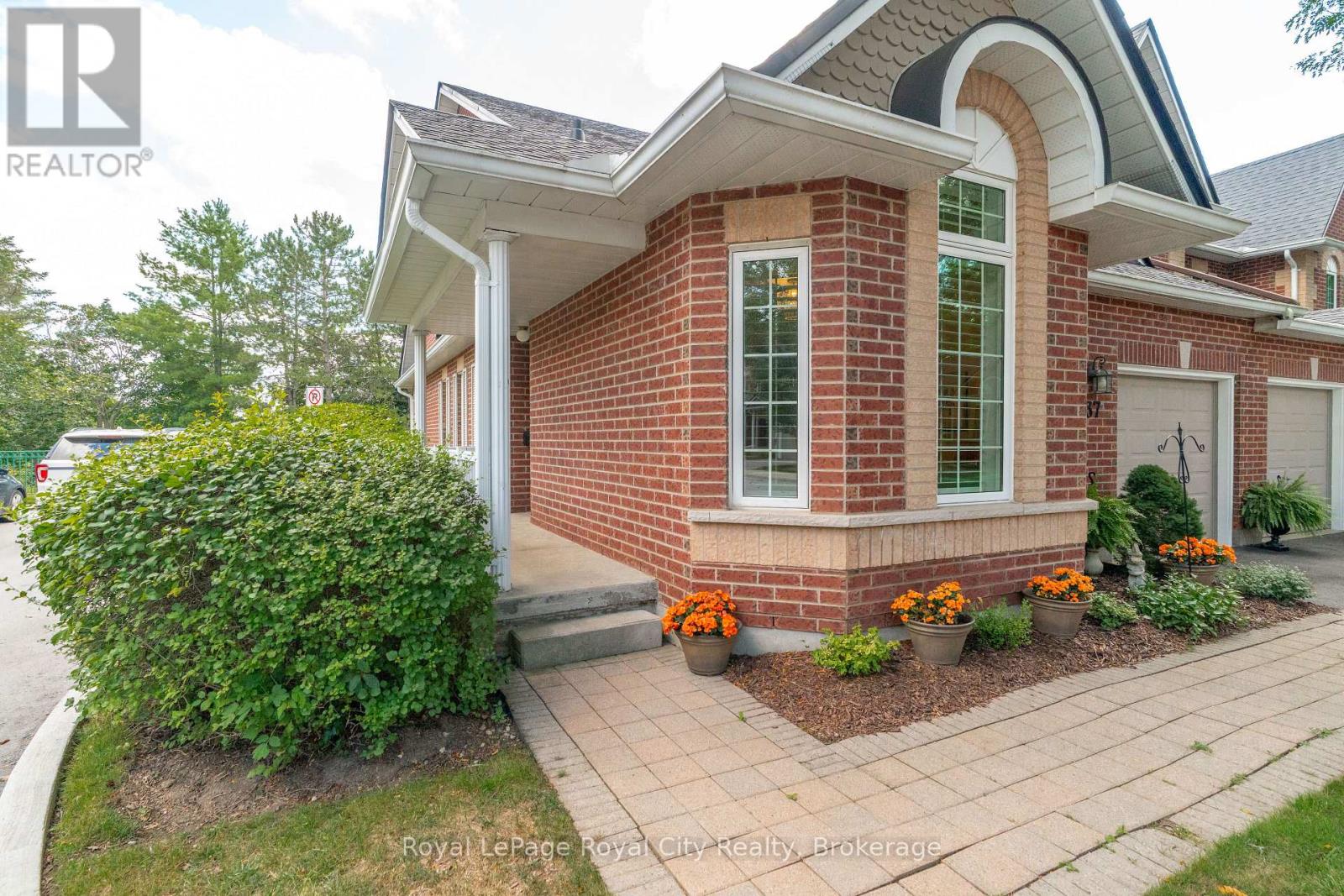 37 - 60 PTARMIGAN DRIVE