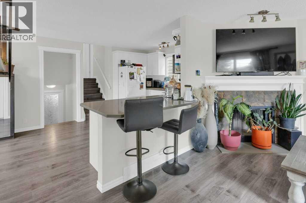 171 Erin Mount Place SE