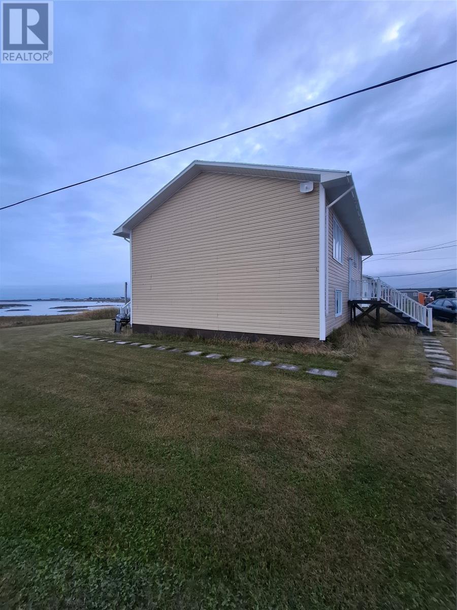 2 Burkes Road