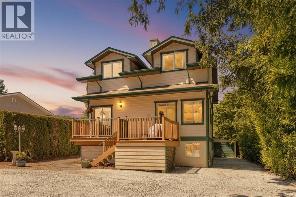 9220 EAST SAANICH RD, NORTH SAANICH, BC V8L 1H7 - Image 2675734661.jpeg?d=l