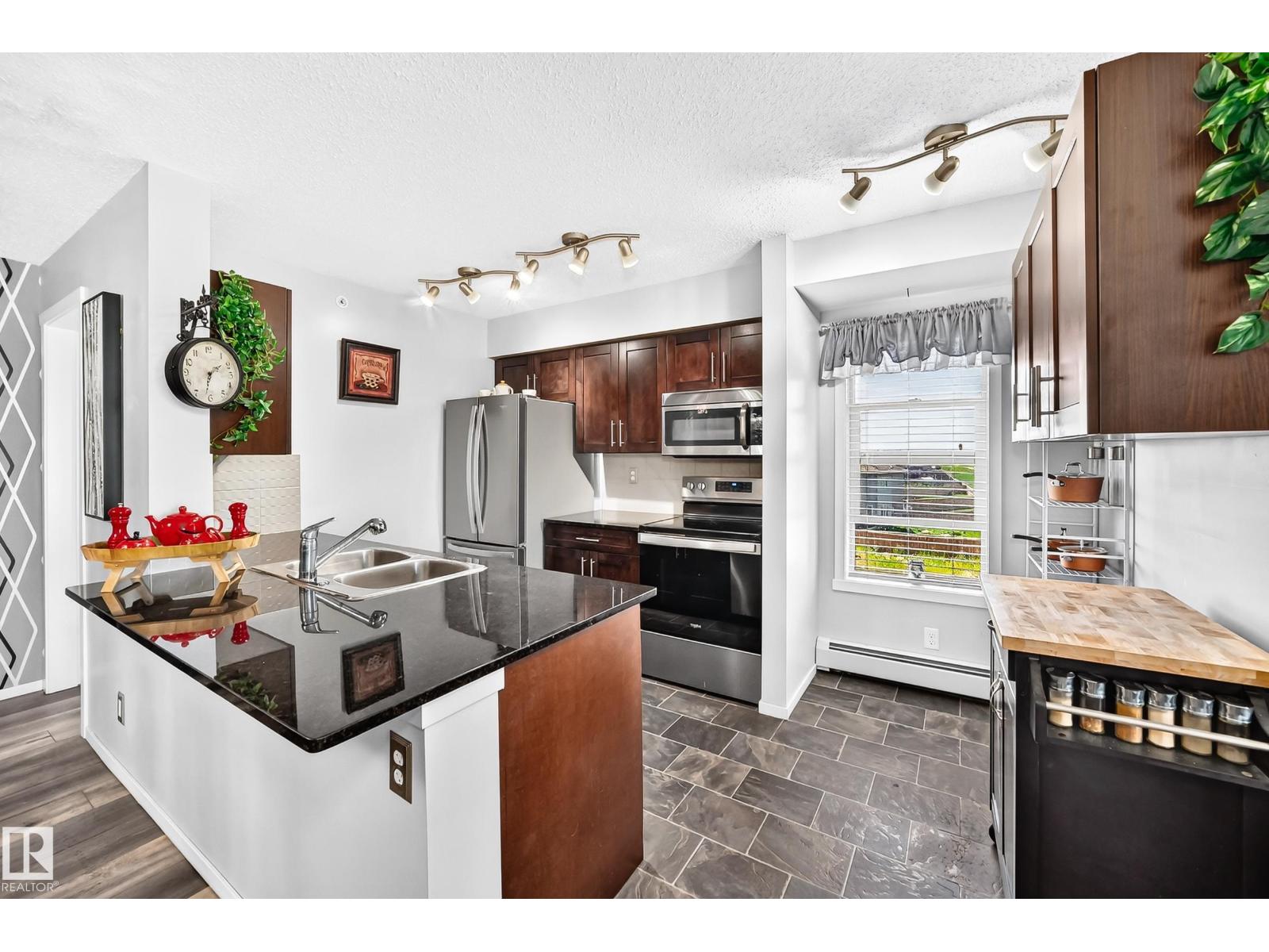 #401 5390 CHAPPELLE RD SW