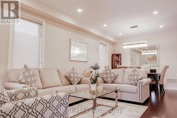50 Kempsford Cres, Brampton (Northwest Brampton), ON 3