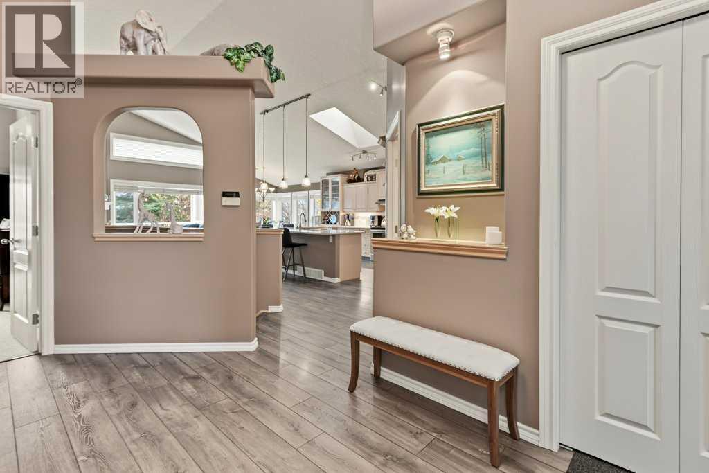 214 Douglas Glen Gardens SE