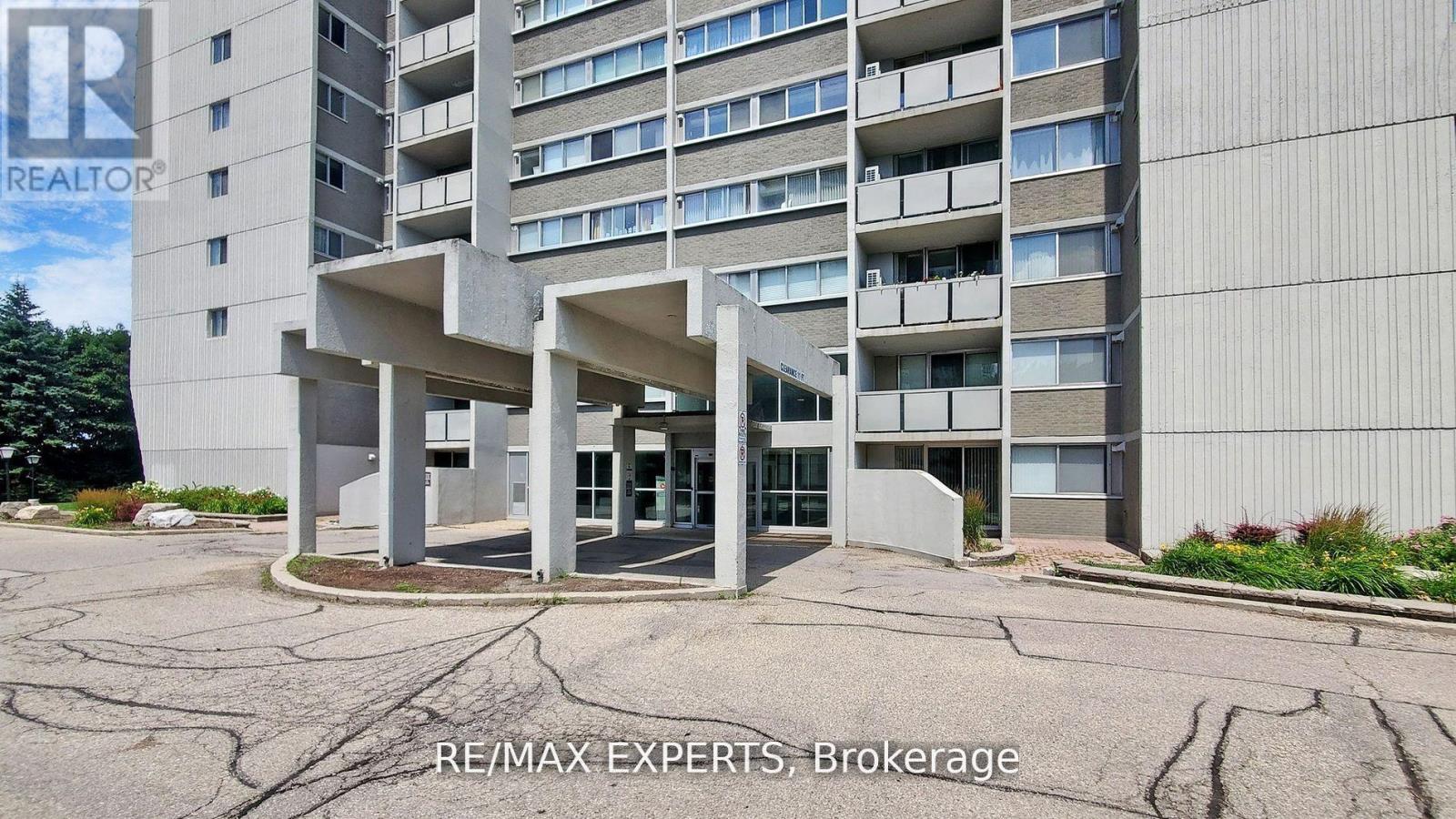 407 - 375 KING STREET N