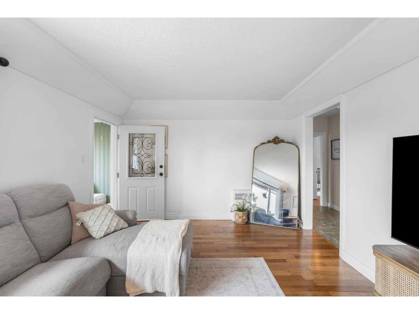 46307 RIVERSIDE DRIVE, Chilliwack Proper East