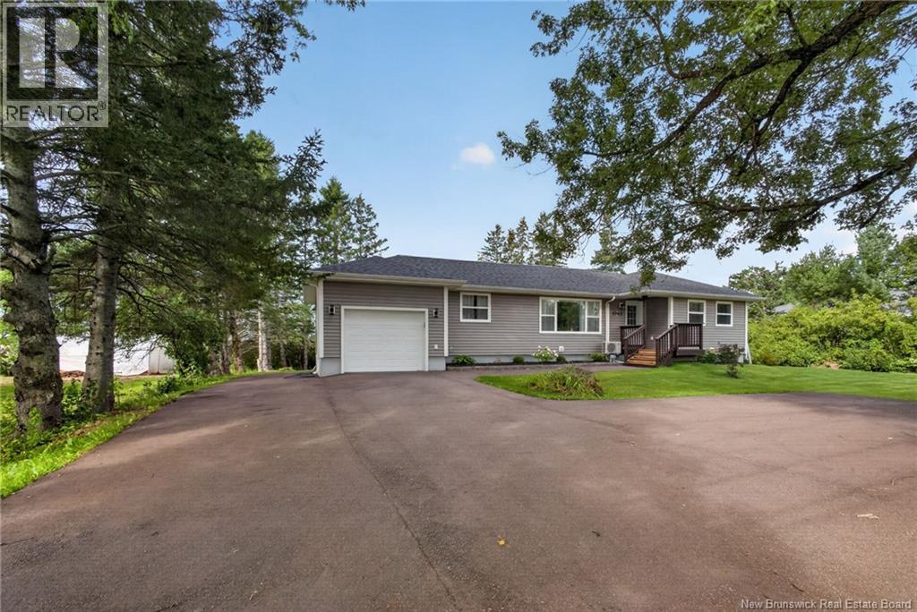 1042 Elmwood Drive